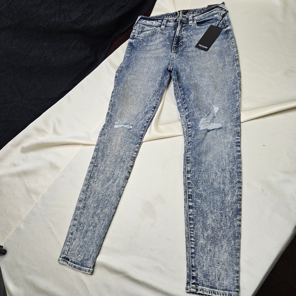 NWT True Religion Halle Women's High Rise Super Skinny Acid Wash Jeans Size 29